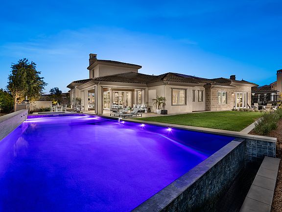 Plan 4 Acacia - Model Rear