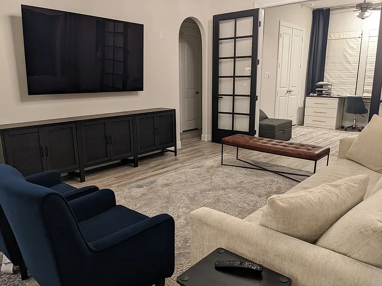 6869 Colonnade Dr — Photo 11