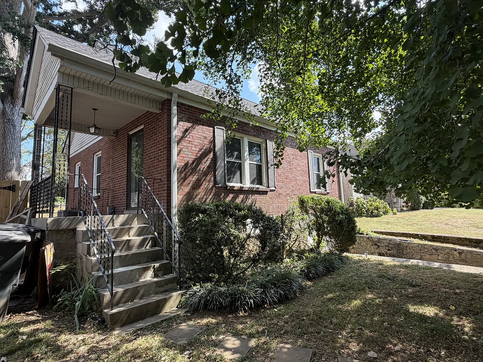2002 McGavock Pike - 1 — Photo 1