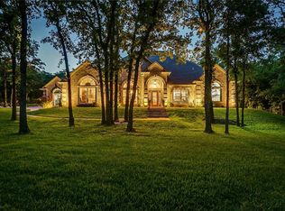 125 Ranch Creek Dr, Azle, TX 76020