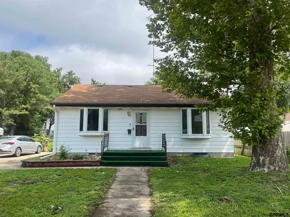 3274 Potter St, Lincoln, NE 68503