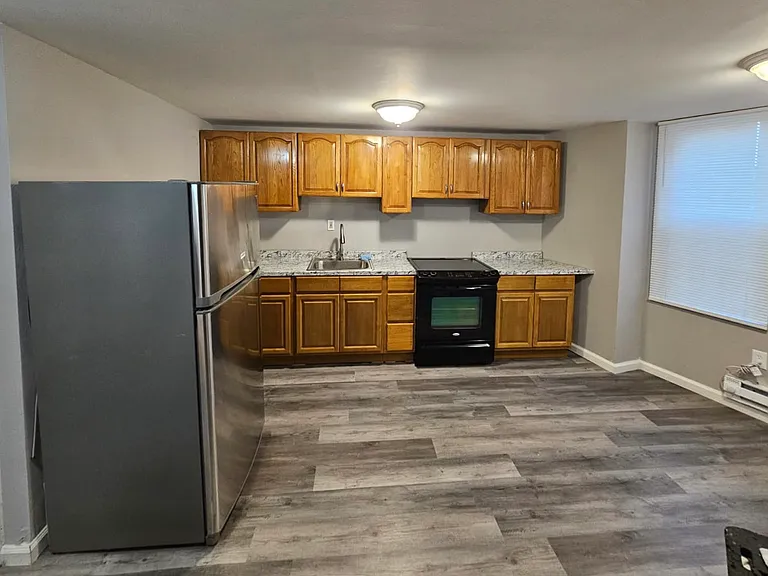 4650 Paul St #1 — Photo 2