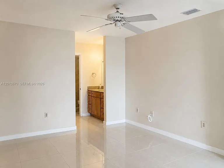 454 NE 210th Circle Ter #202-7B — Photo 13
