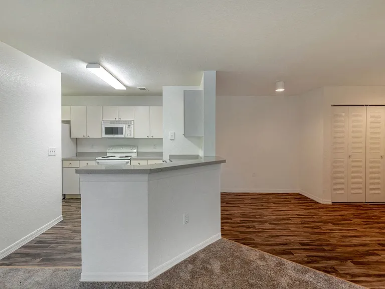 Windchase Apartments — Photo 19