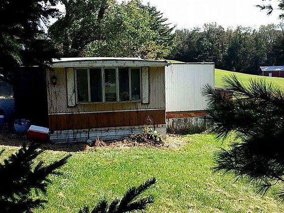 3rd image of 46298 Belmont Centerville Rd