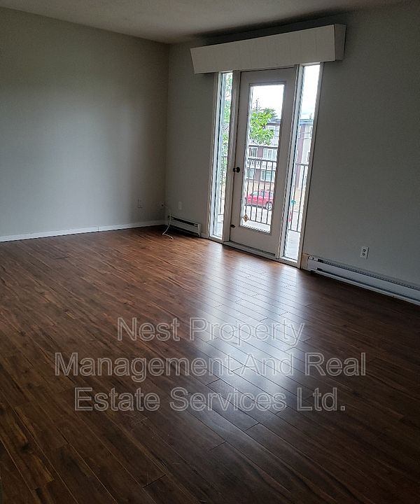 1st image of 120 Conveyor St #8