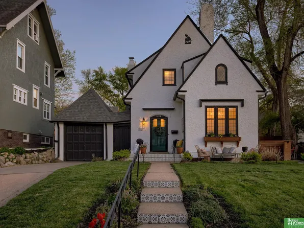 5119 Chicago St, Omaha, NE 68132