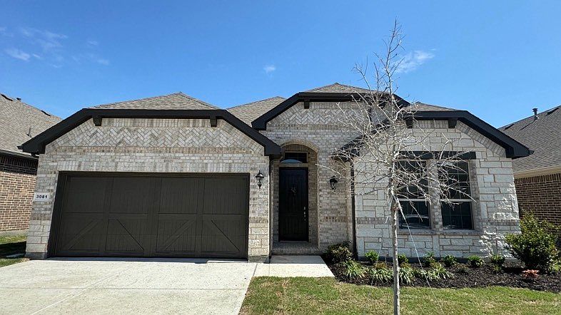 1st image of 3081 Lionsgate Dr