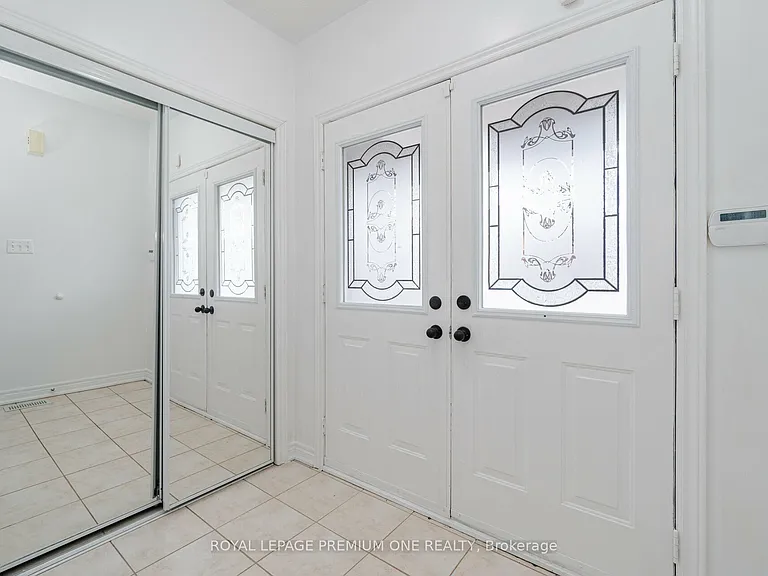 48 Devonwood Dr — Photo 3