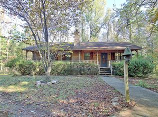 385 Snead Rd, Fayetteville, GA 30215