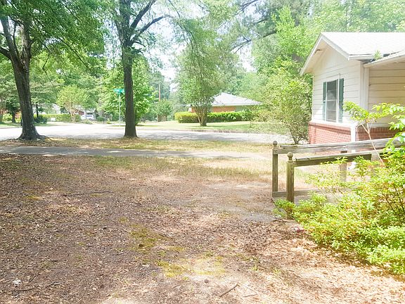 2nd image of 1220 Hughey Dr