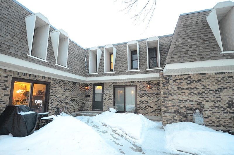 1st image of 7832 Woodward Ave