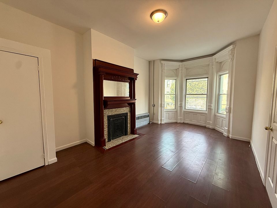 1st image of 181 Covert St #1