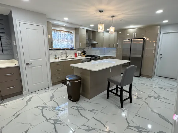 124 Bionia Ave #1F, Staten Island, NY 10305