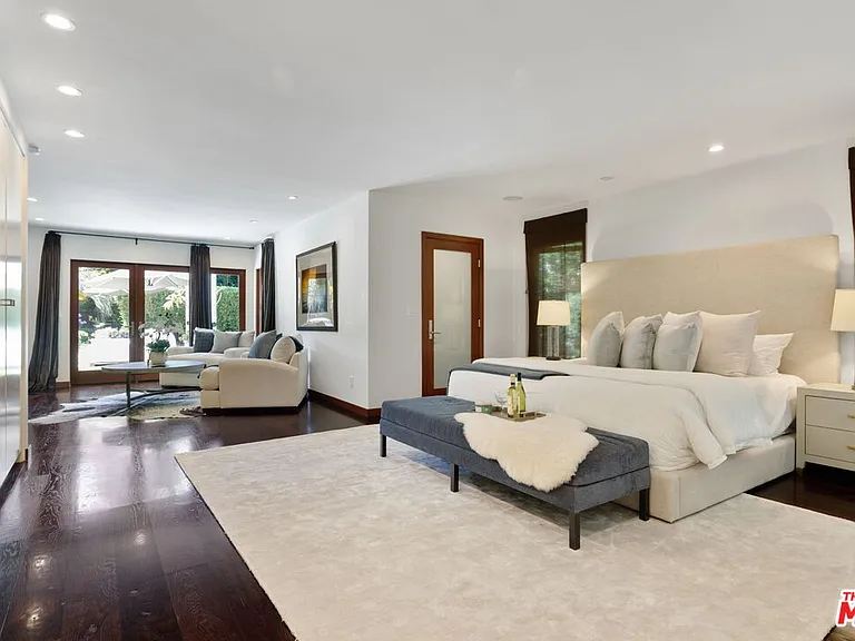 1125 Napoli Dr — Photo 10