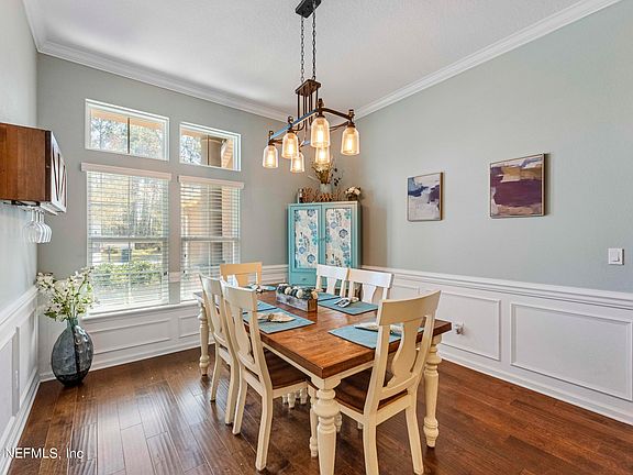 3rd image of 4939 BALLASTONE Drive