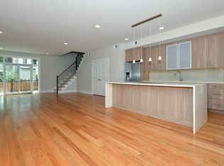 204 Cambridge Ave #1, Jersey City, NJ 07307