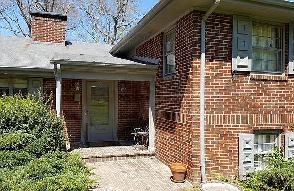 3rd image of 3412 Landon St