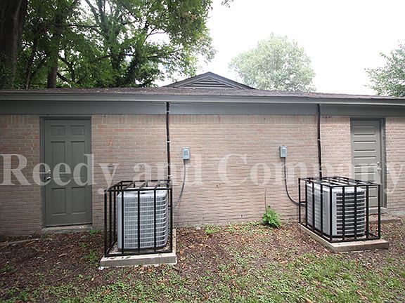5th image of 3311 Lamphier Ave
