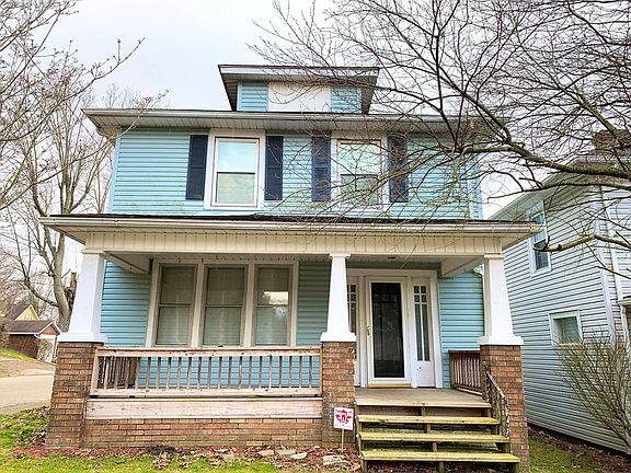 2nd image of 1050 25th St
