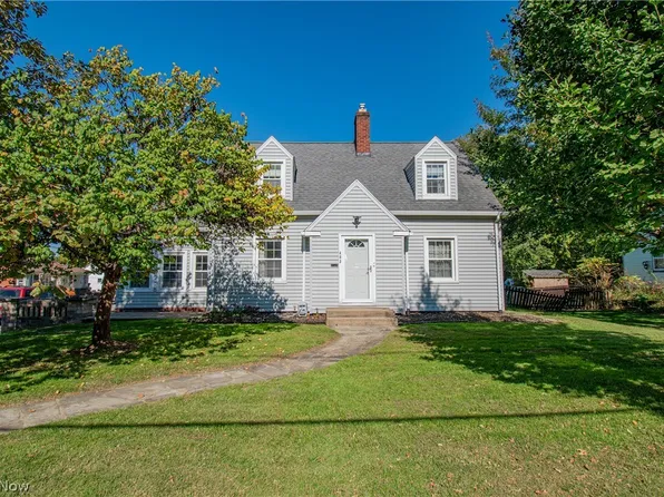 403 E Paradise St, Orrville, OH 44667