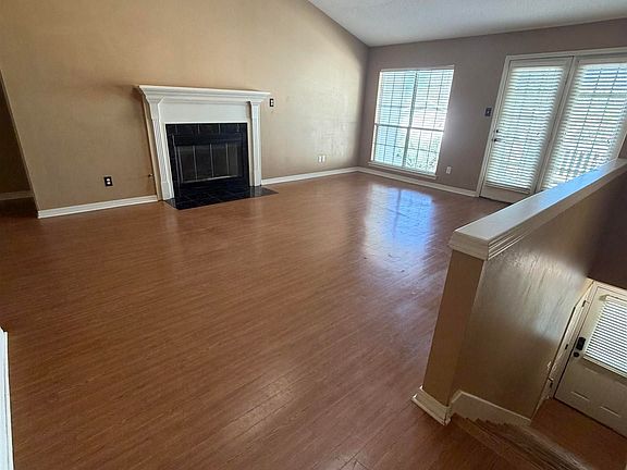 4th image of 1005 S German Ln APT 23