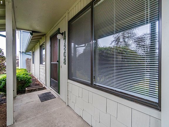 2nd image of 17808 SW Ivy Glenn Dr