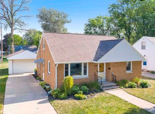 1589 Edison St, Green Bay, WI 54302