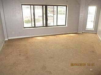 Additional Living Room