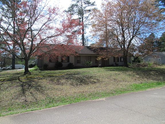 2nd image of 5 Gracewood Cir