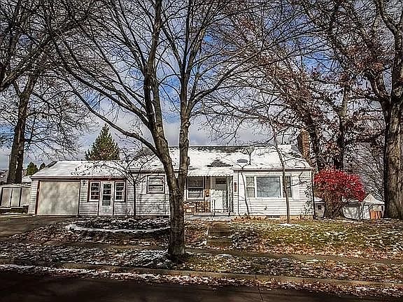 1st image of 2355 Ardendale Ave