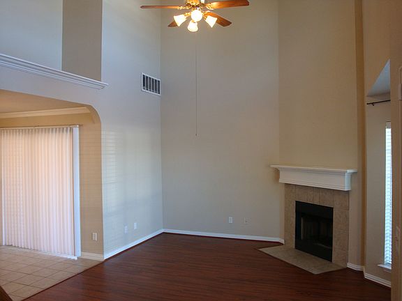 3rd image of 1946 High Meadow Dr