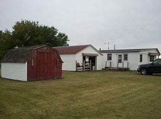 18 E Townline Rd, Auburn, MI 48611