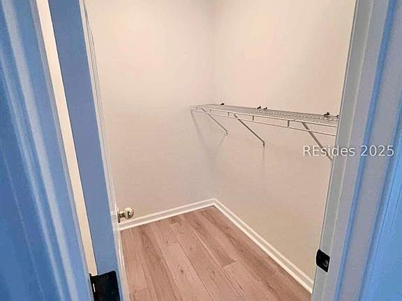 5th image of 14 Spruce Ct