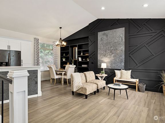 3rd image of 7201 190th Avenue E