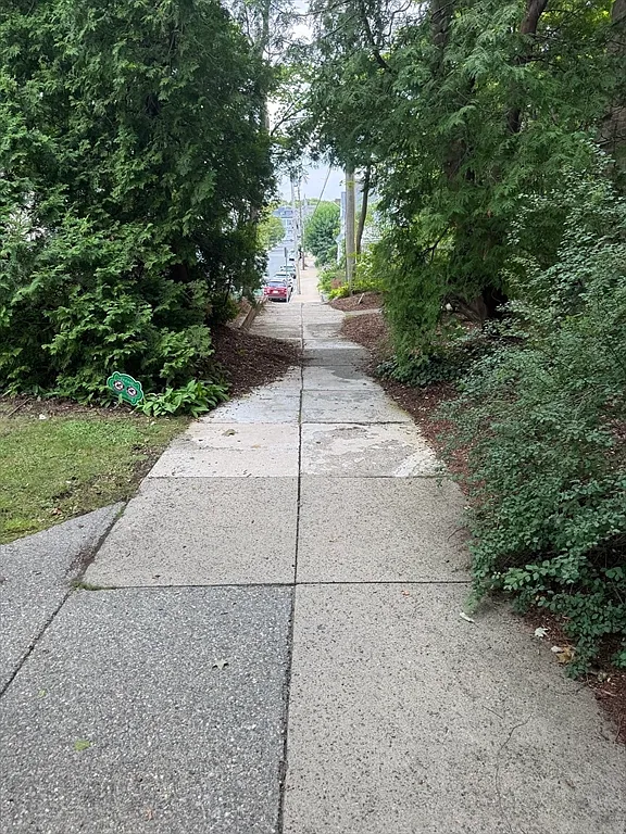 2 bed, 1.0 bath, 1250 sqft, $2,500 — Photo 2
