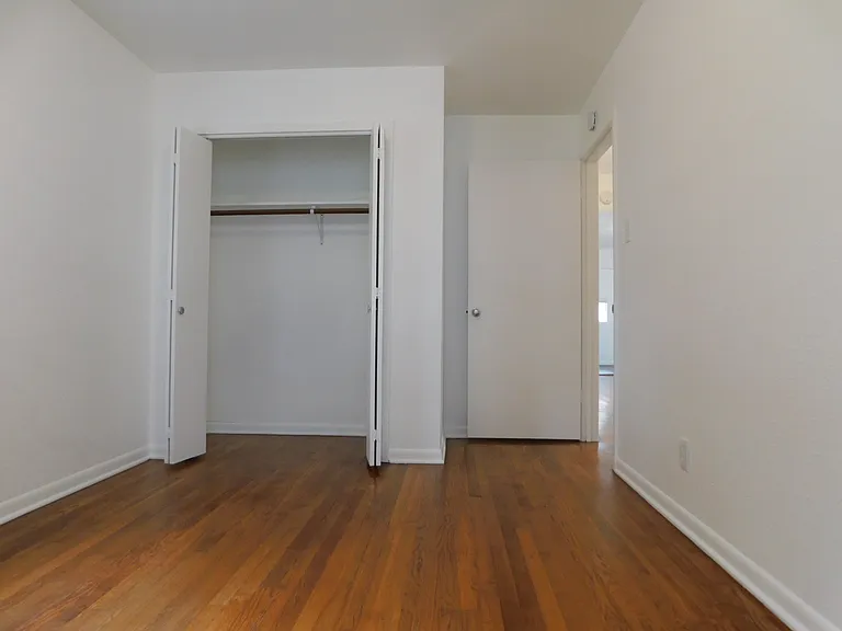 1100 Estes Dr — Photo 13