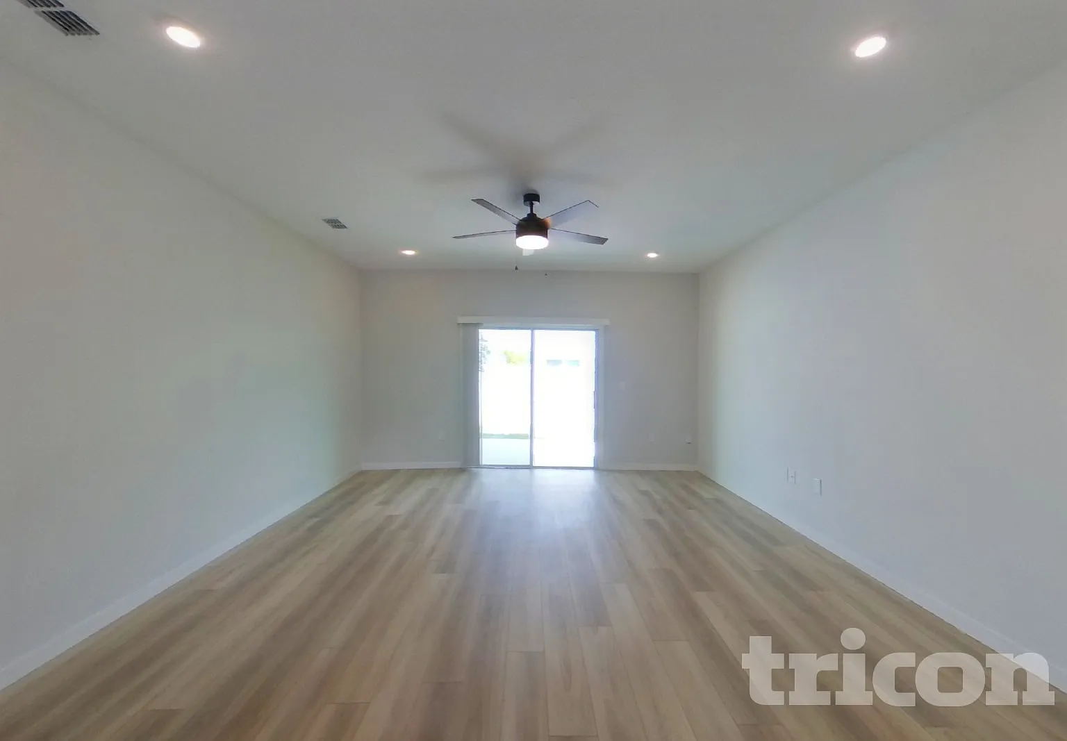 64 Brazil Nut Circle Jacksonville FL — Photo 3