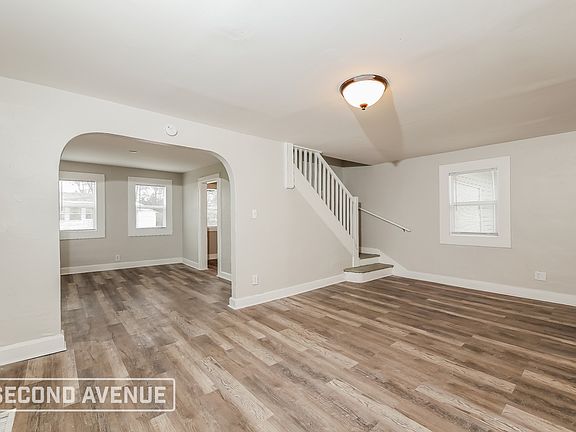 2nd image of 3659 N Euclid Ave