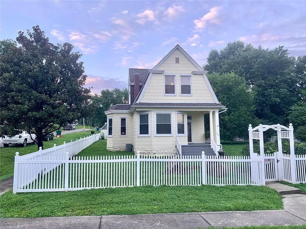 329 Fulton Ave, Mokane, MO 65059