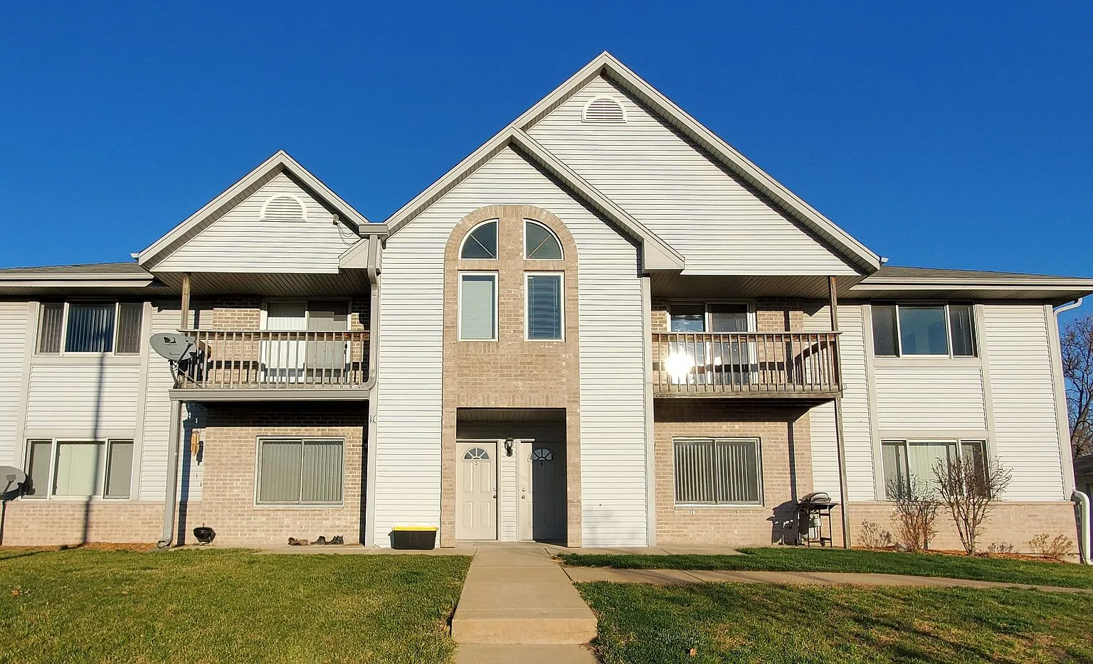 1344 Meadowcreek Dr. Condo Style — Photo 1