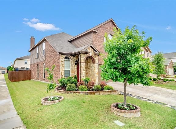 2nd image of 2848 Bretton Wood Dr
