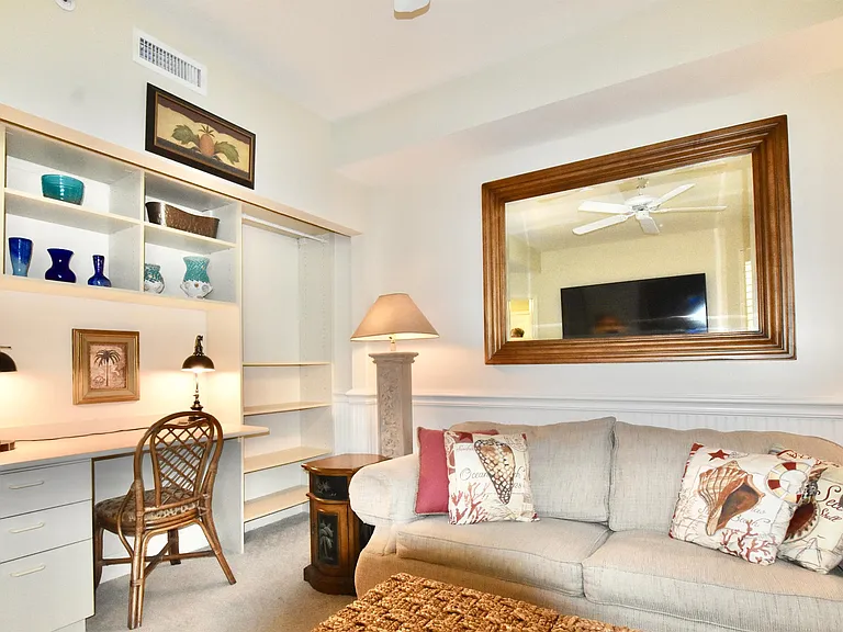 430 Cove Tower Dr #1-302 — Photo 14