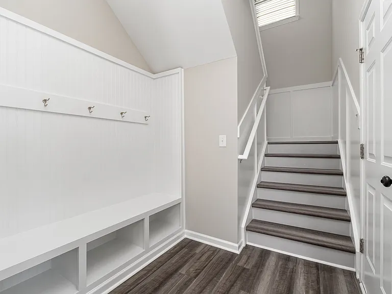 3390 Saddlebrook Dr — Photo 11
