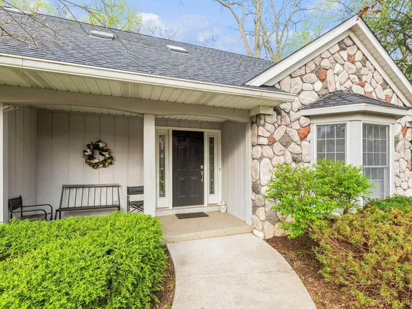 3 Windy Point, Rock Island, IL 61201