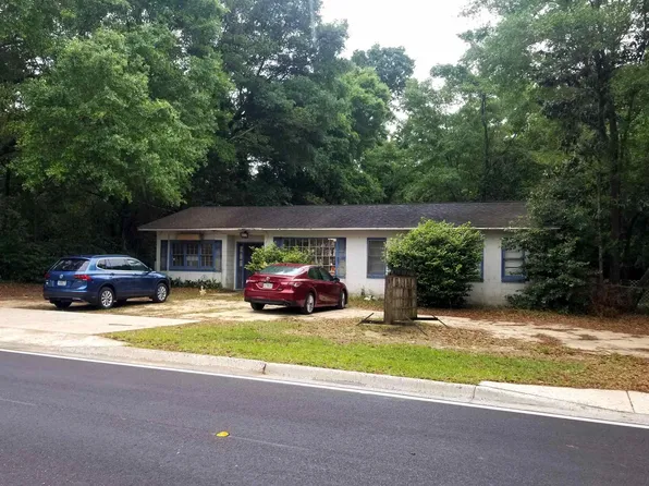 1703 Burgess Rd, Pensacola, FL 32504