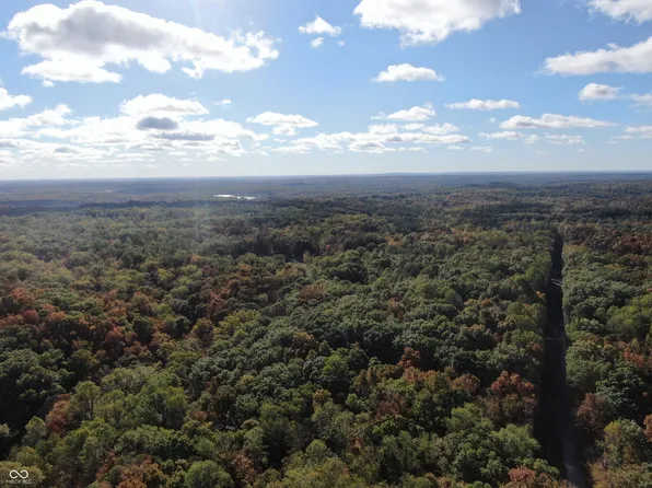 6985 Poplar Grove Rd, Freetown, IN 47235