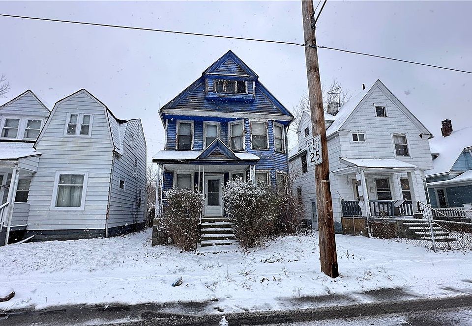 1st image of 1396 E 90th St