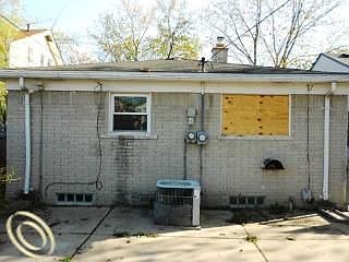 5th image of 2085 Hanford Ave