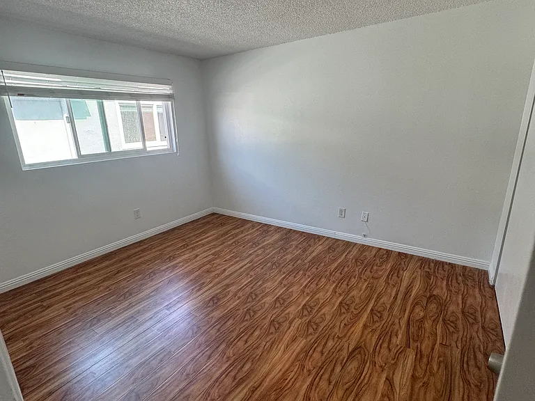 1310 Agate St #C — Photo 12